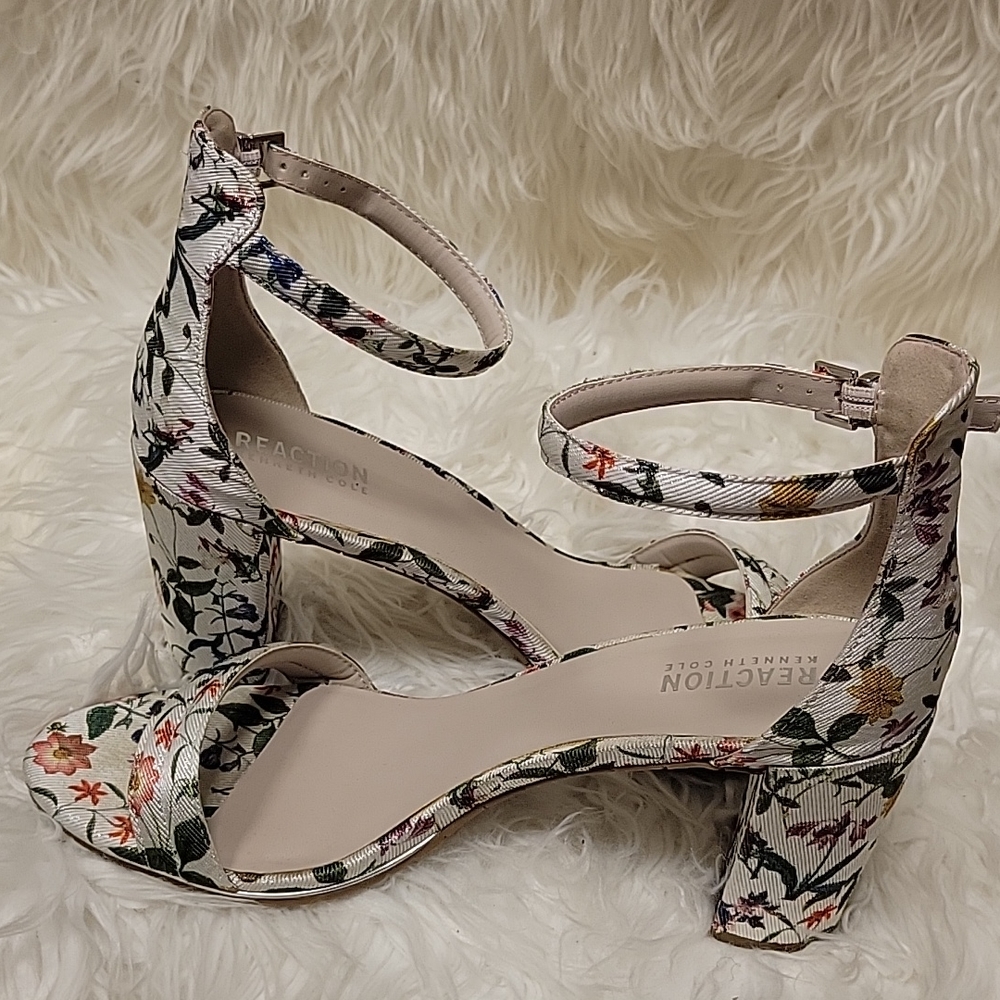 Reaction Kenneth Cole, 9.5, Floral - Picture 4 of 4